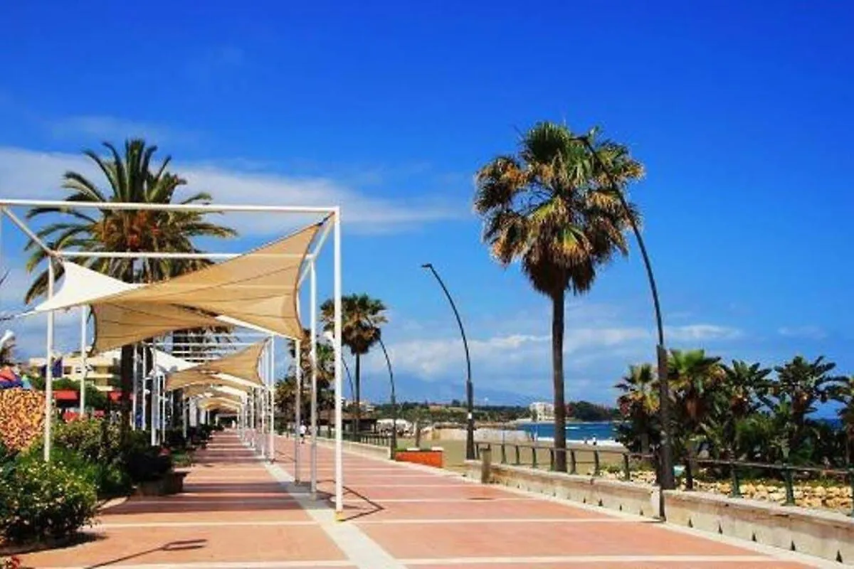 Apartment Espectacular Piso En Primera Linea De Playa Estepona Spain